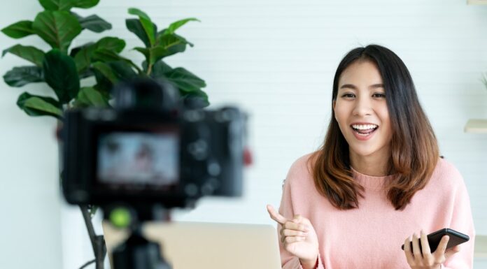membagikan tips cara menjadi konten kreator